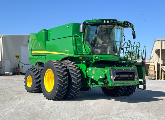 2024 John-Deere S770