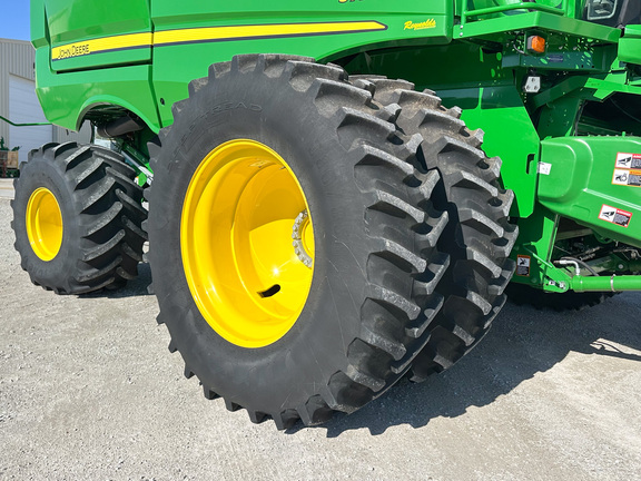 2024 John-Deere S770