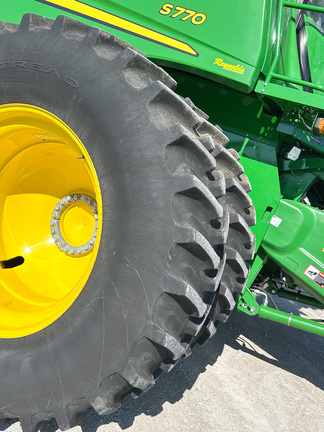 2024 John-Deere S770