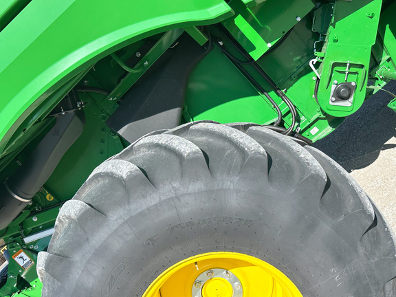 2024 John-Deere S770