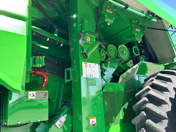 2024 John-Deere S770