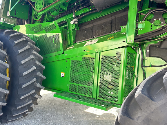 2024 John-Deere S770