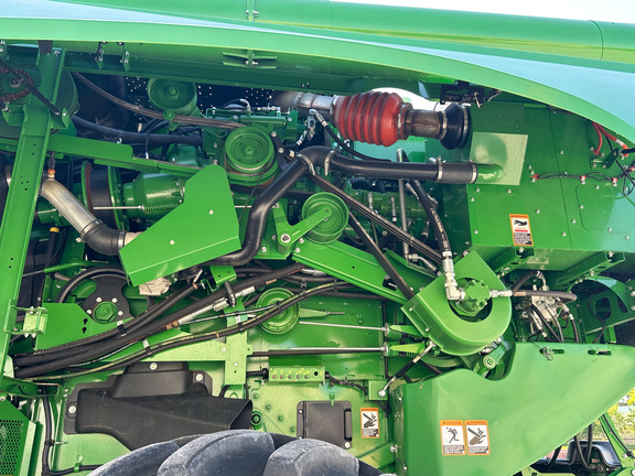 2024 John-Deere S770