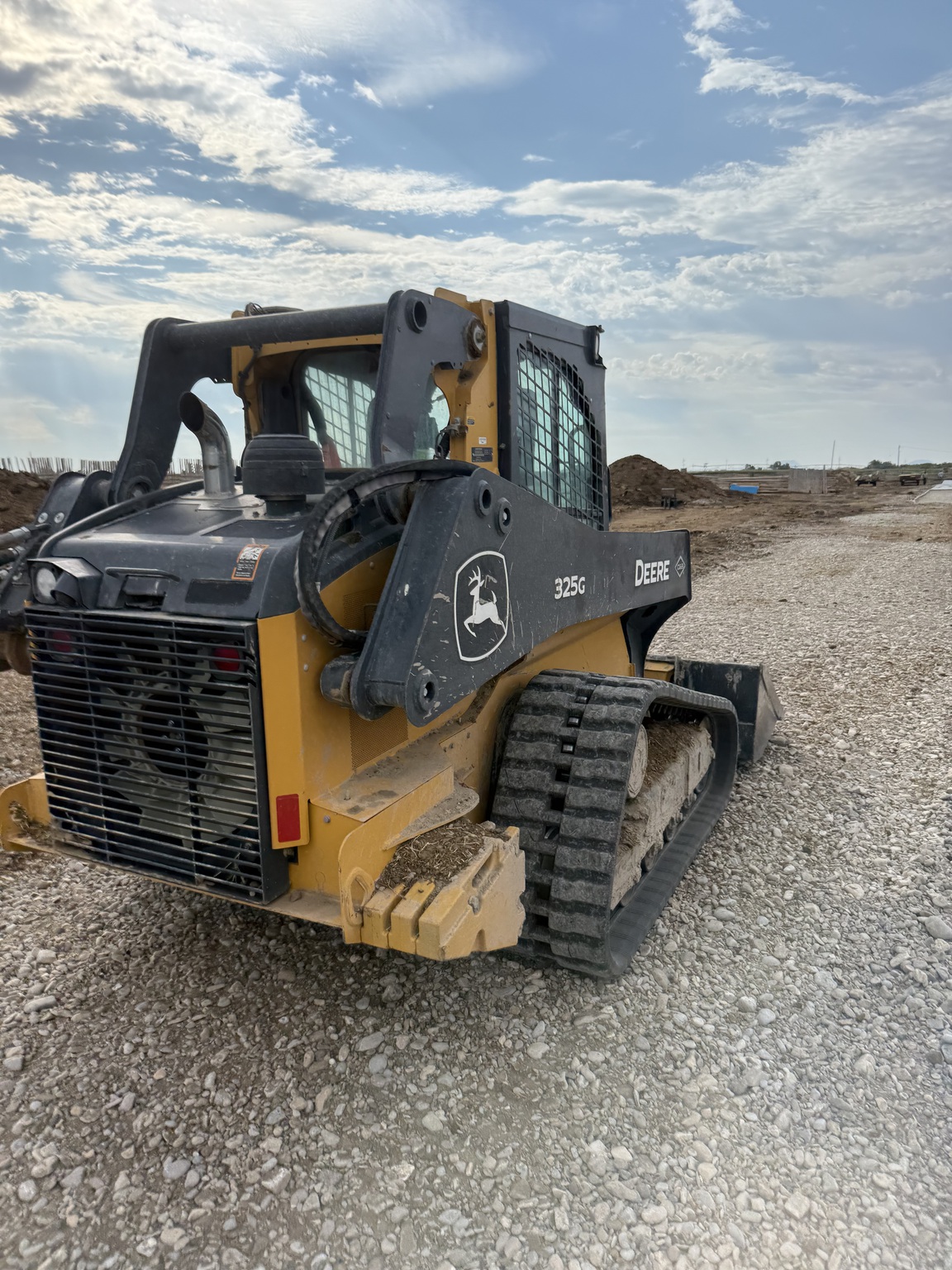 2024 John Deere 325G Image 5