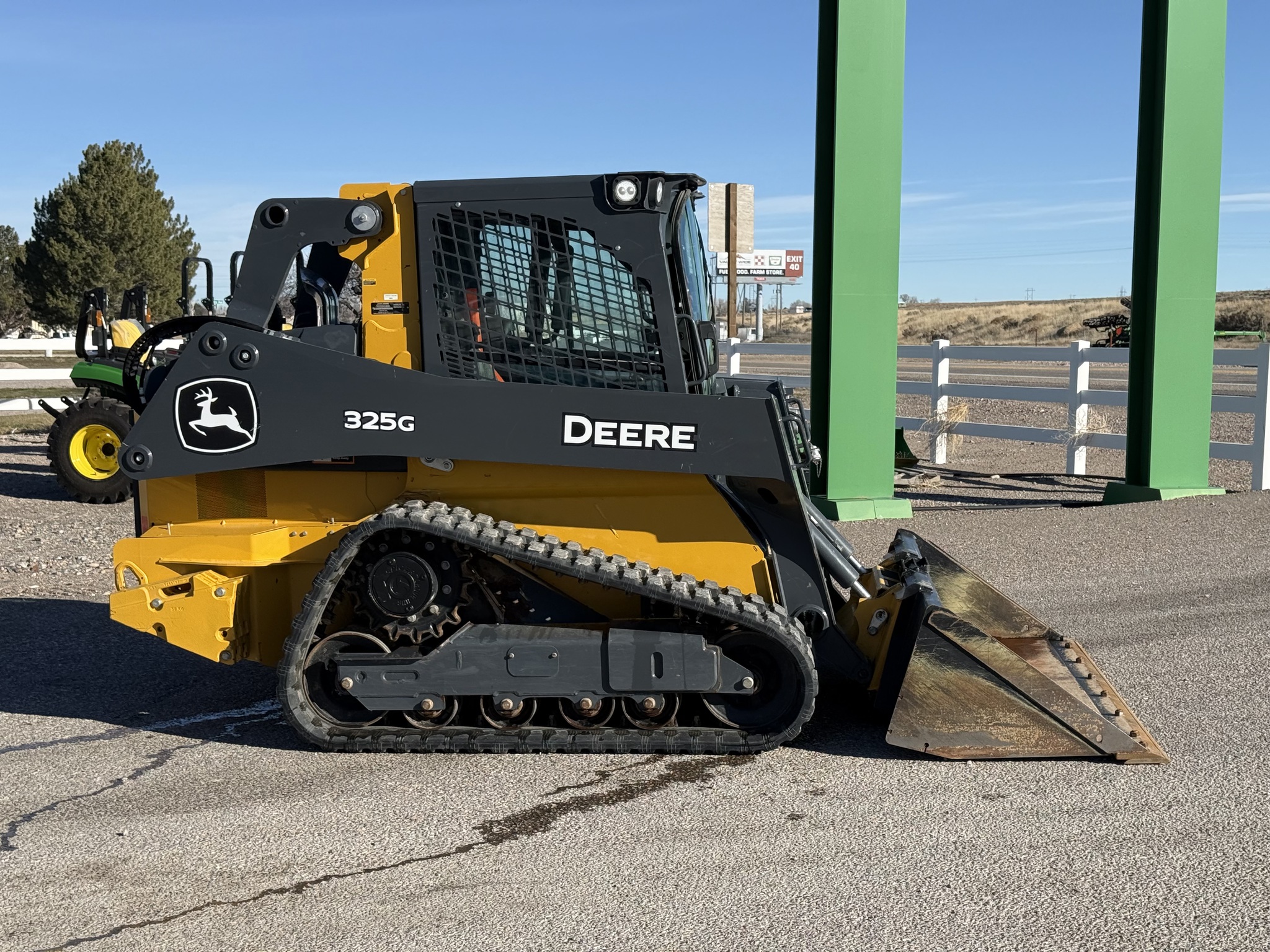 2024 John Deere 325G Image 6
