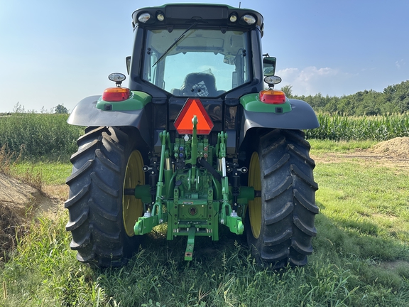 Photo of 2023 John Deere 6140M