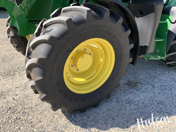 Photo of 2023 John Deere 6140M