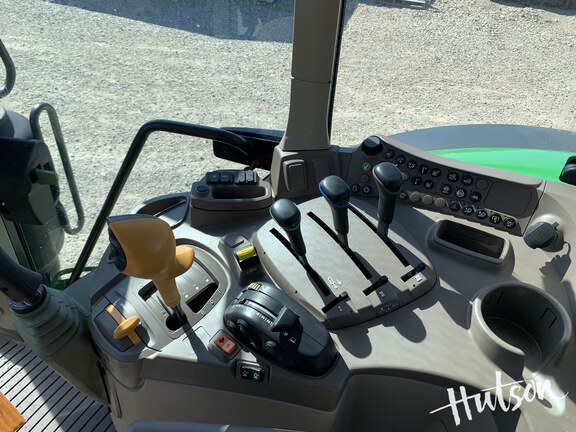 Photo of 2023 John Deere 6140M