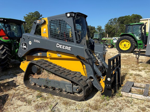 2023 John Deere 333G Photo 2