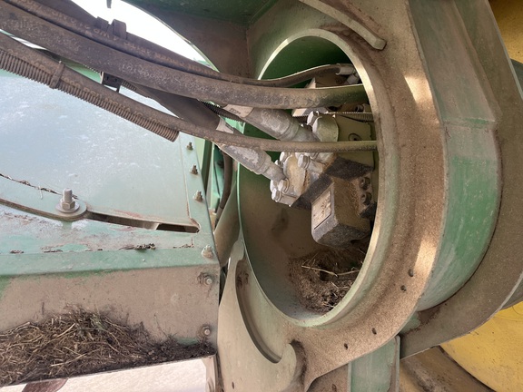 2019 John Deere W235 (25th thumbnail)
