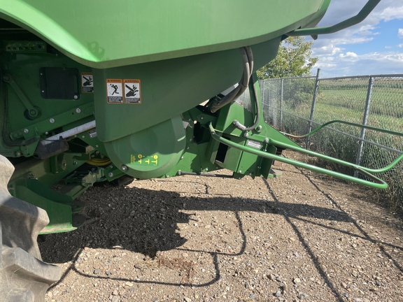 Used 2020 John Deere S790 Combines at Horizon Ag & Turf in Vermilion, AB - Photo6