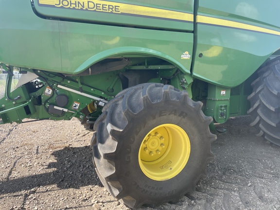 Used 2020 John Deere S790 Combines at Horizon Ag & Turf in Vermilion, AB - Photo15