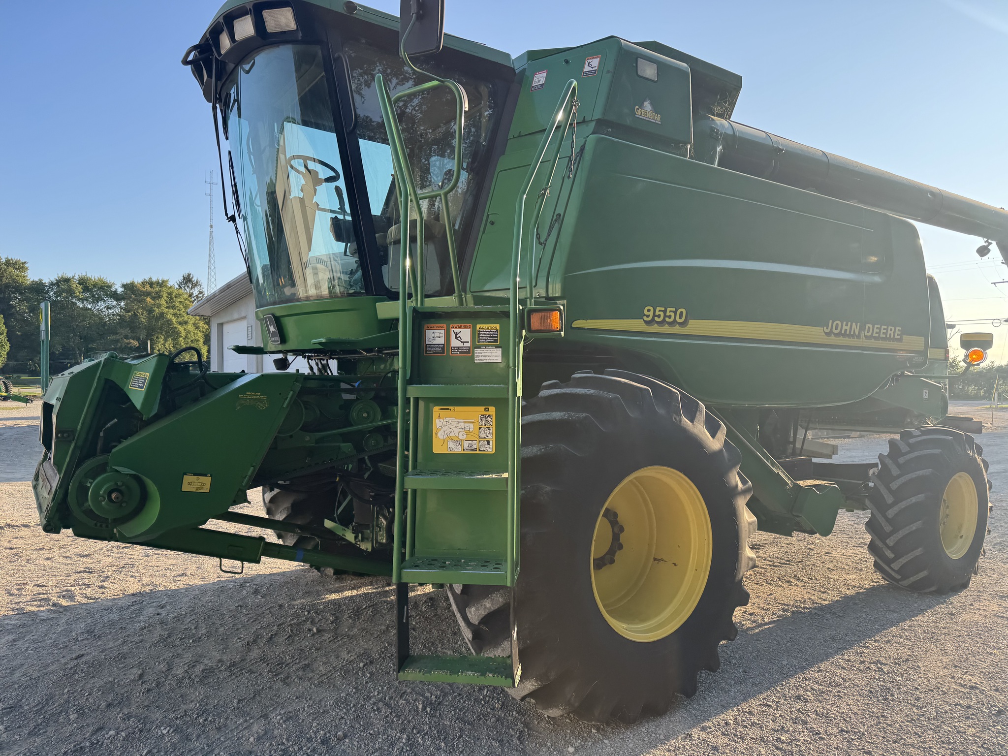 2000 John Deere 9550 Image 2