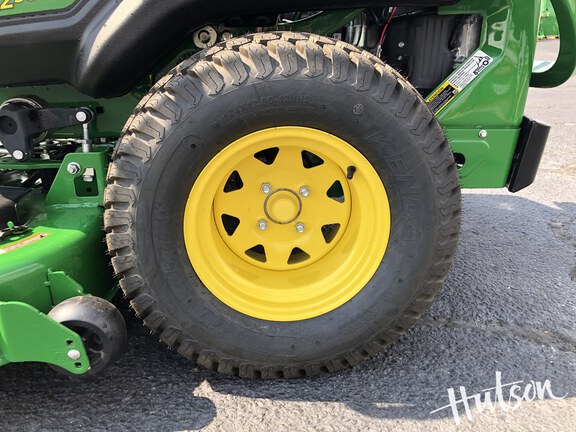 Photo of 2023 John Deere Z960M