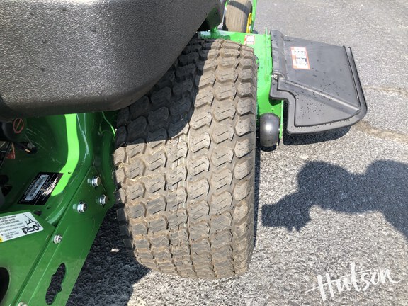 Photo of 2023 John Deere Z960M