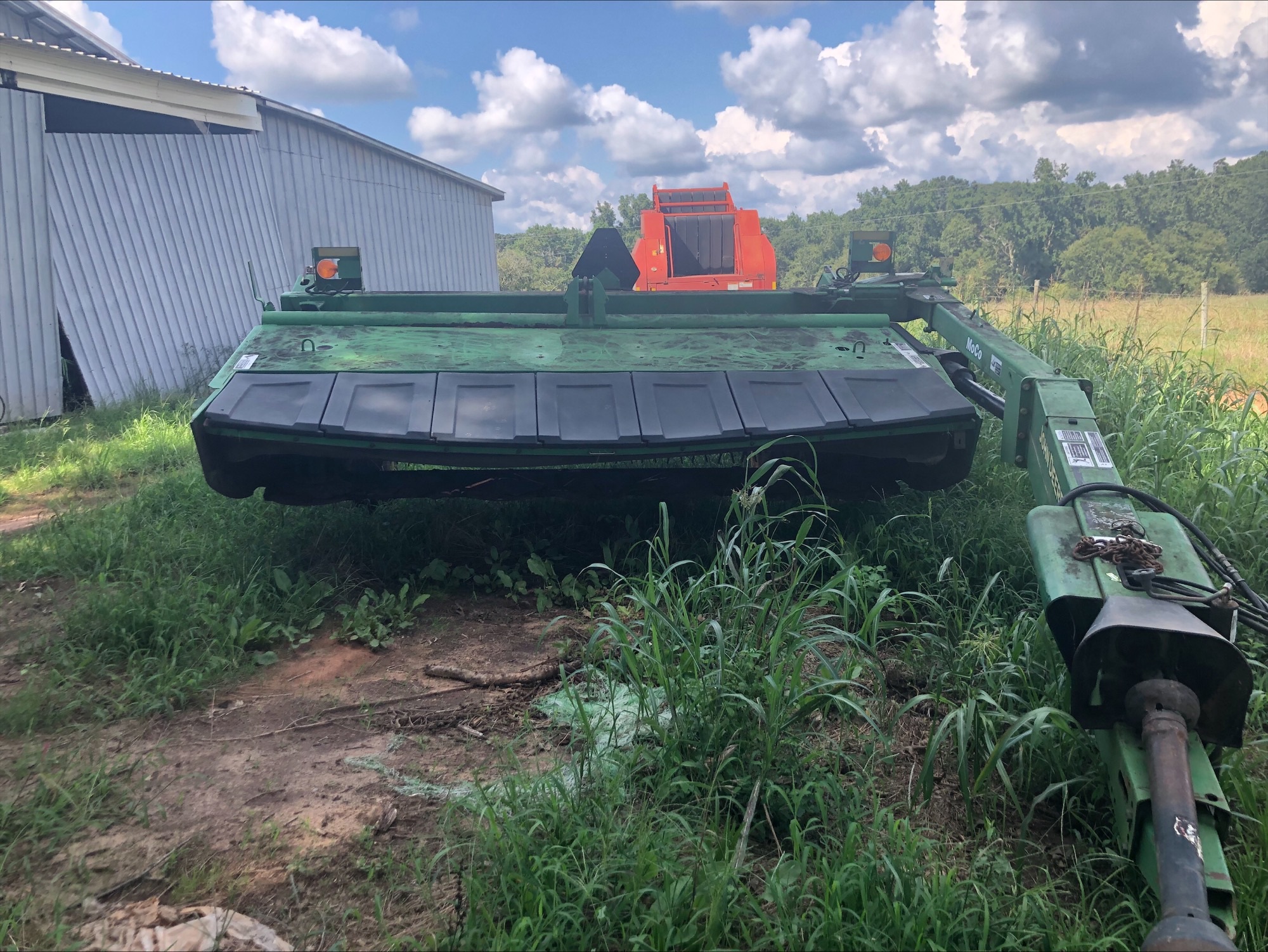 2001 John Deere 990 Image 1