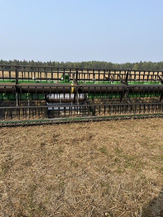 Used 2022 John Deere 730D Combine Platforms at Horizon Ag & Turf in Mayerthorpe, AB - Photo6
