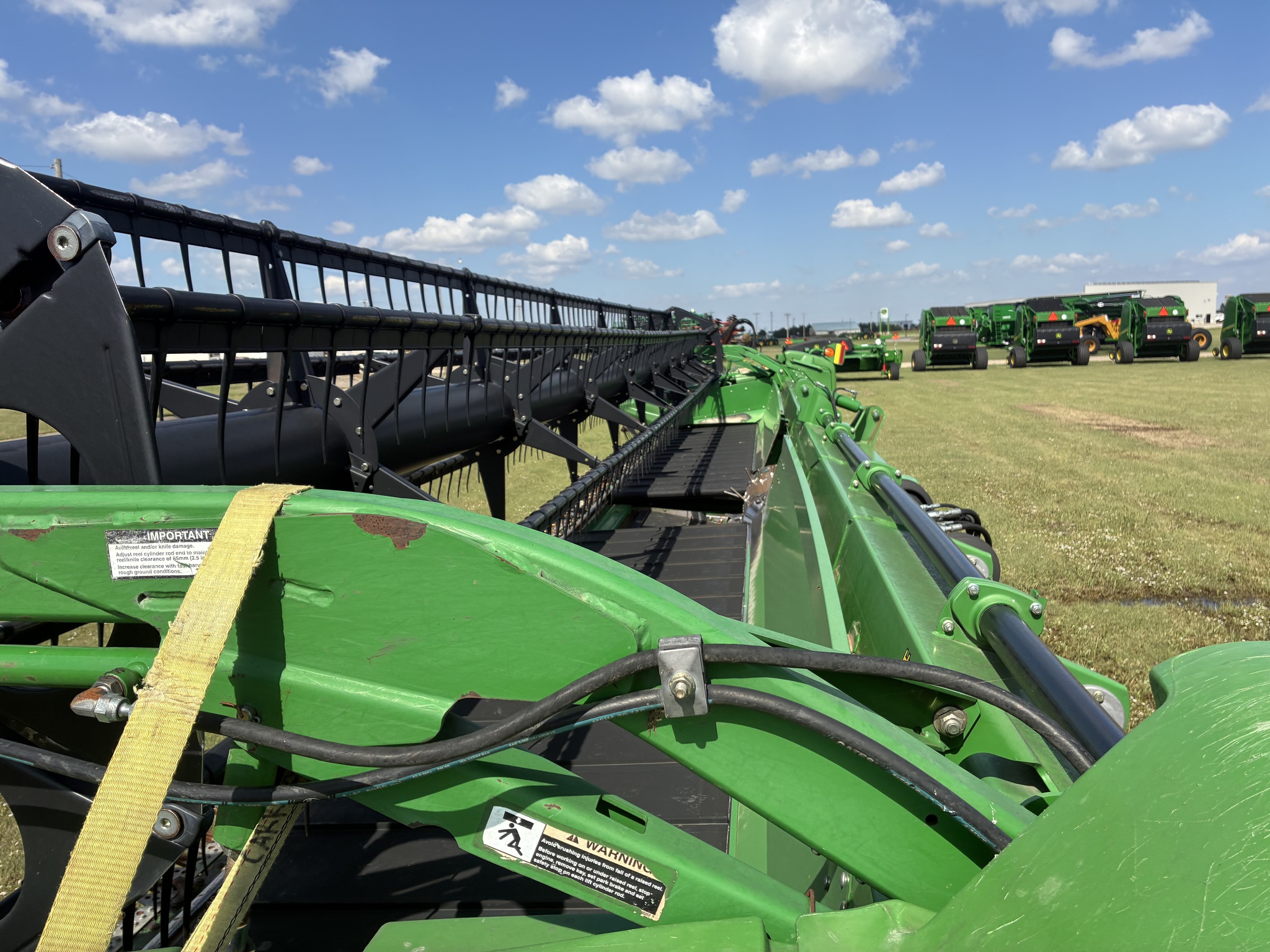 2009 John Deere 635D Image 4