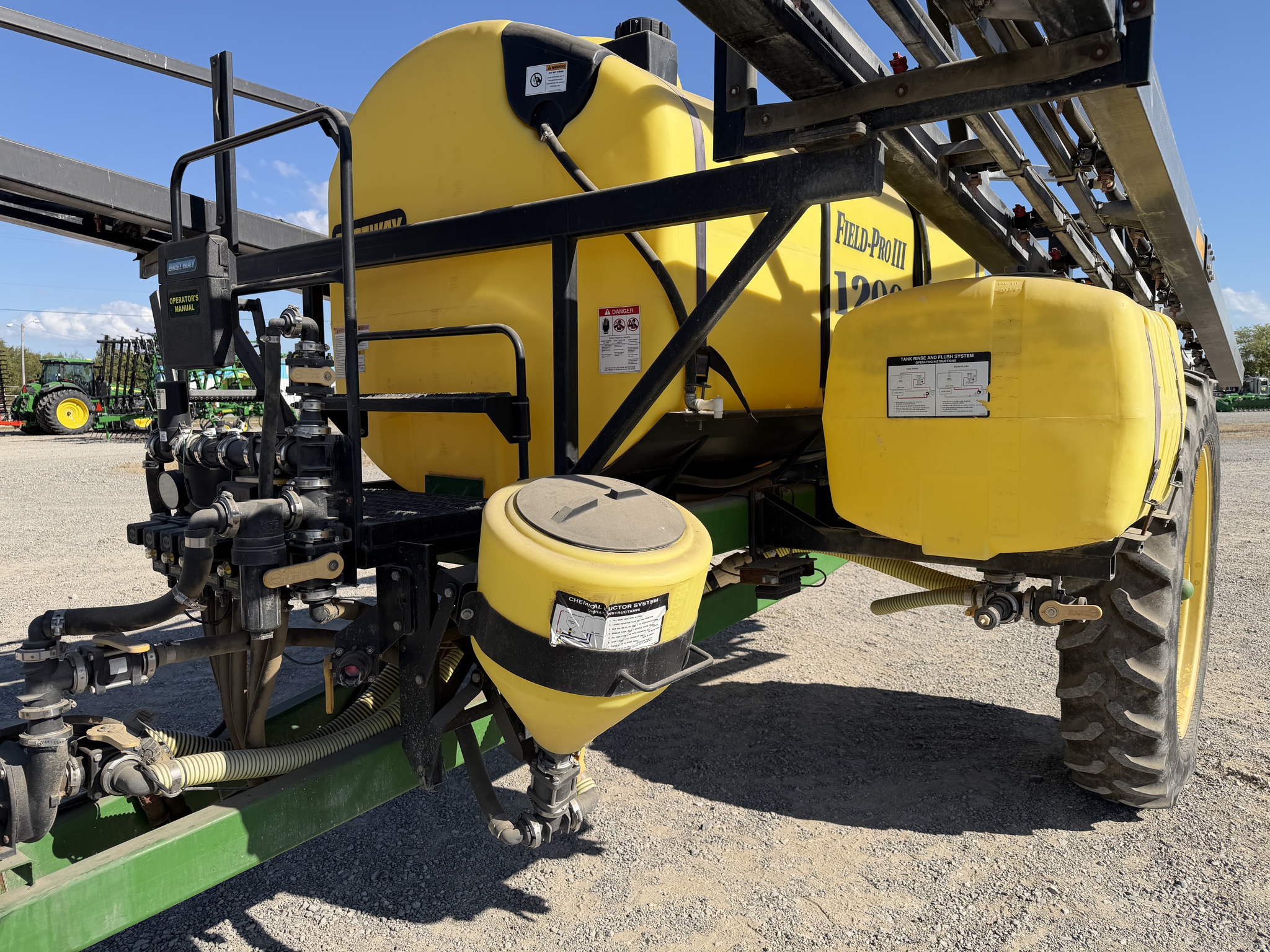 2006 Bestway 1200 GALLON SPRAYER Image 11