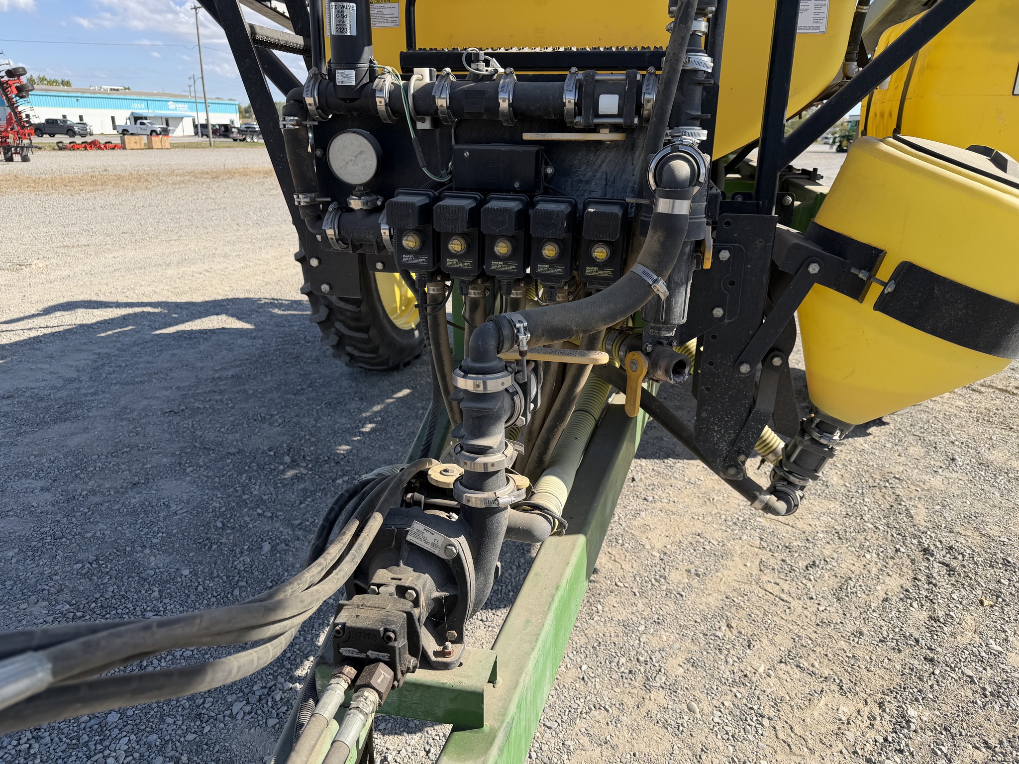 2006 Bestway 1200 GALLON SPRAYER Image 12