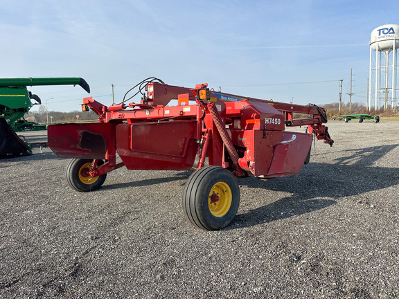 2011 New-Holland H7450