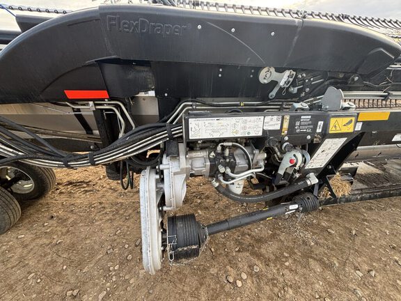 Used 2023 MacDon FD245 Combine Platforms at Horizon Ag & Turf in Vermilion, AB - Photo7