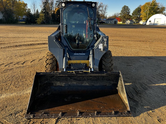 2023 John Deere 324G - Photo8