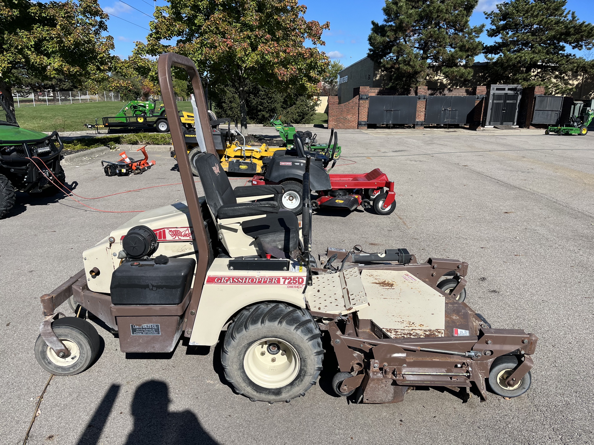 2012 Grasshopper 725D Image 2