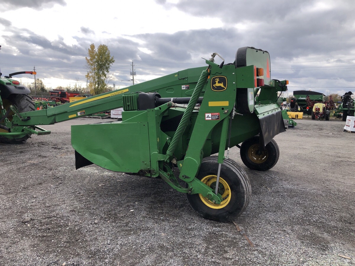 2012 John Deere 835 Image 3