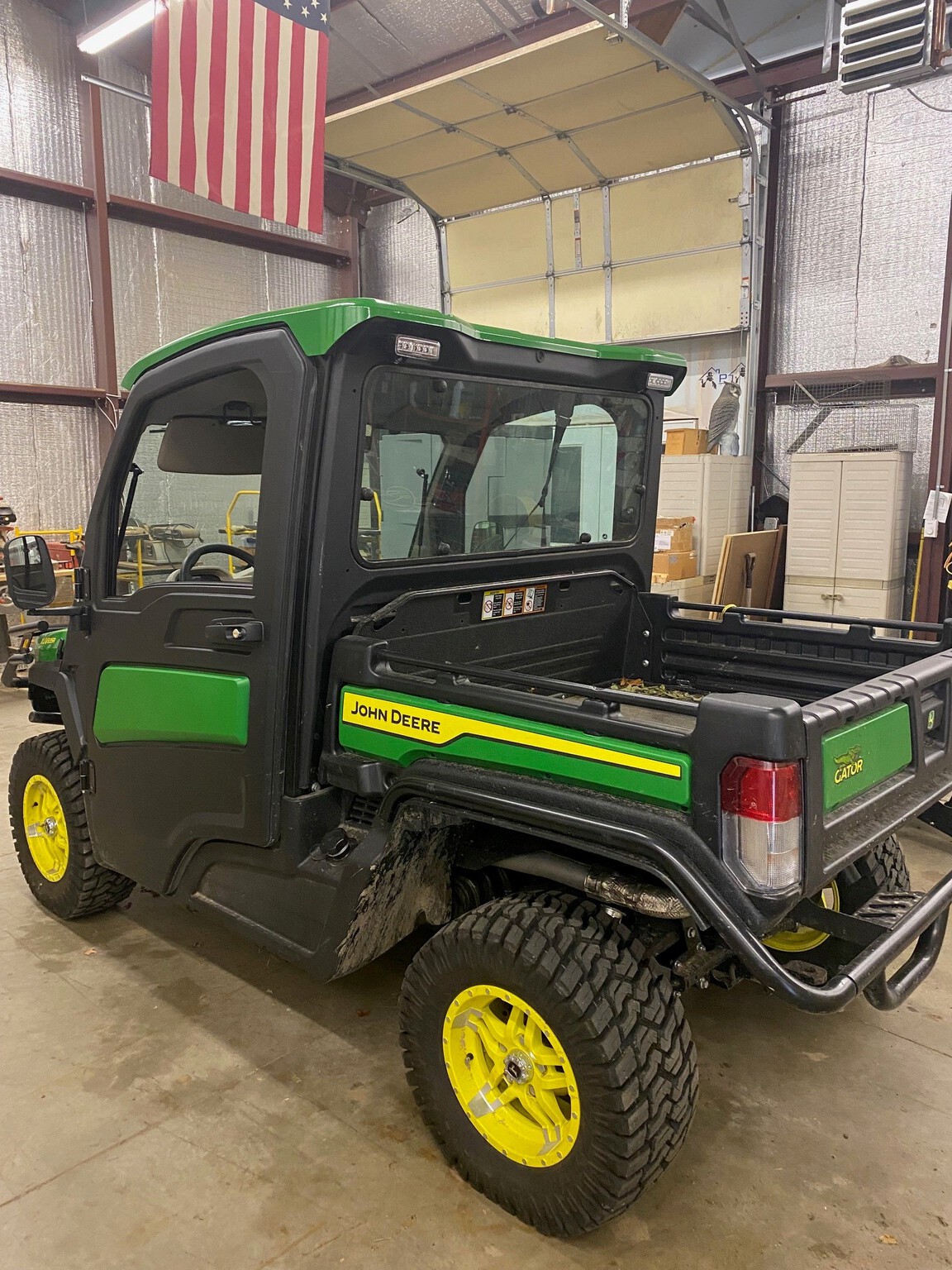 2024 John Deere XUV 835R Image 2