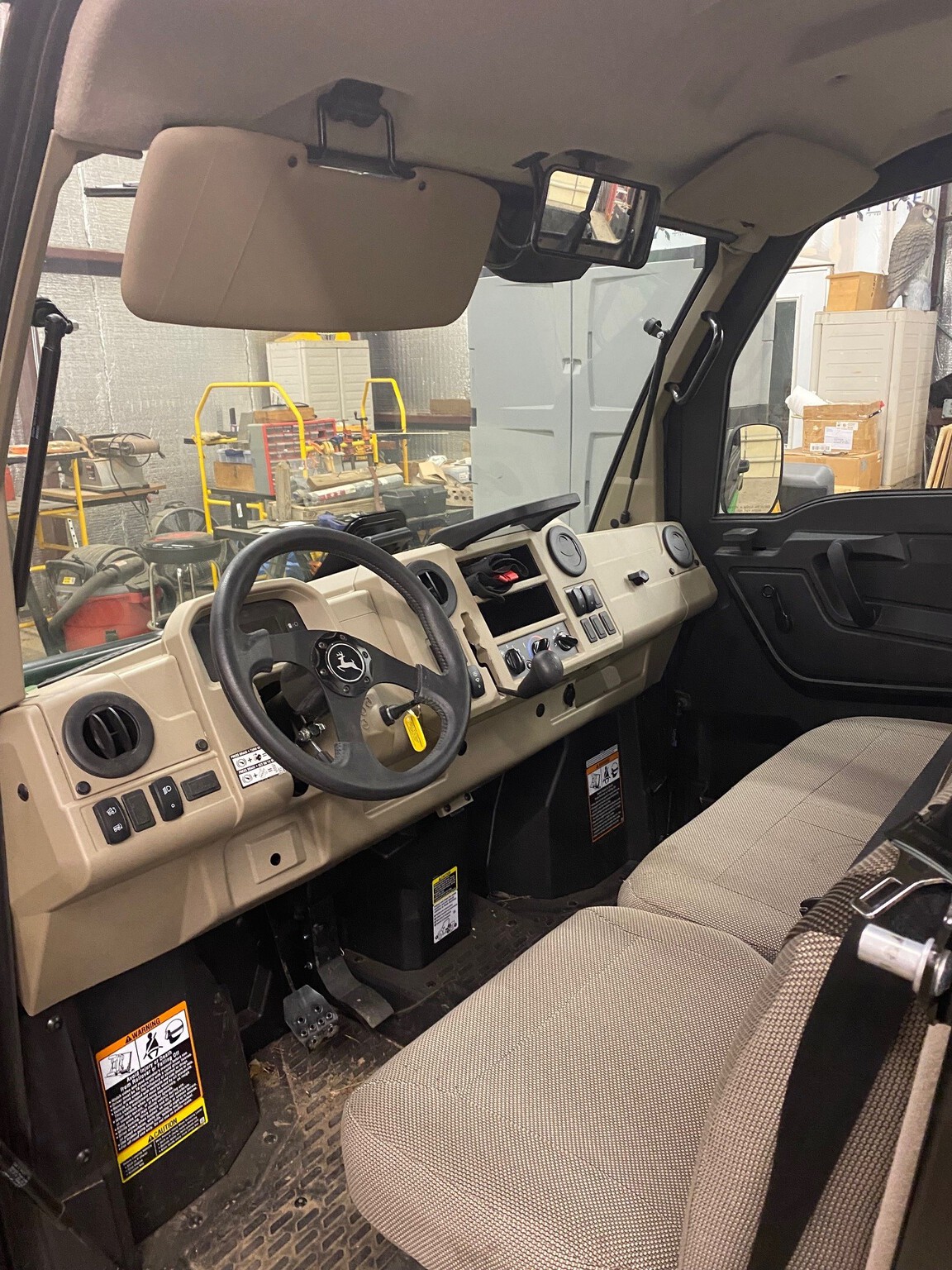 2024 John Deere XUV 835R Image 7