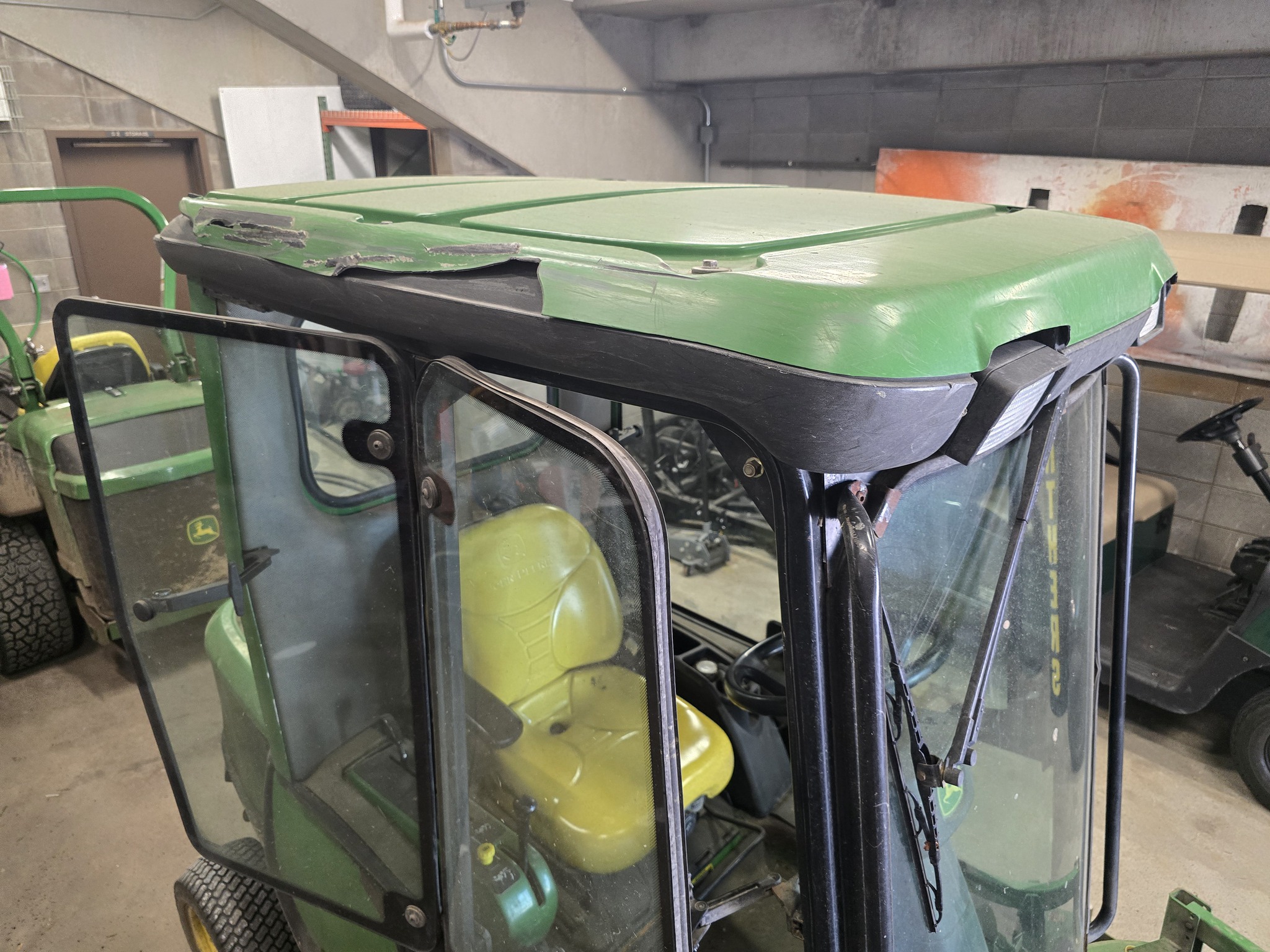 2011 John Deere 1435 Image 12