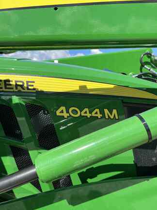 2025 John Deere 4044M-7