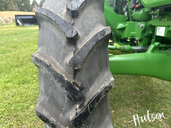 Photo of 2024 John Deere 5060E