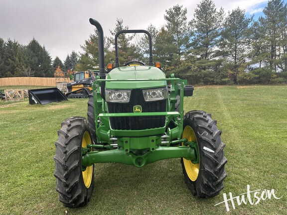Photo of 2024 John Deere 5060E