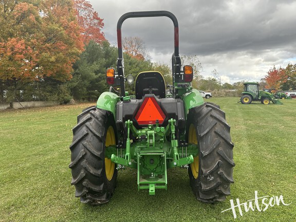 Photo of 2024 John Deere 5060E