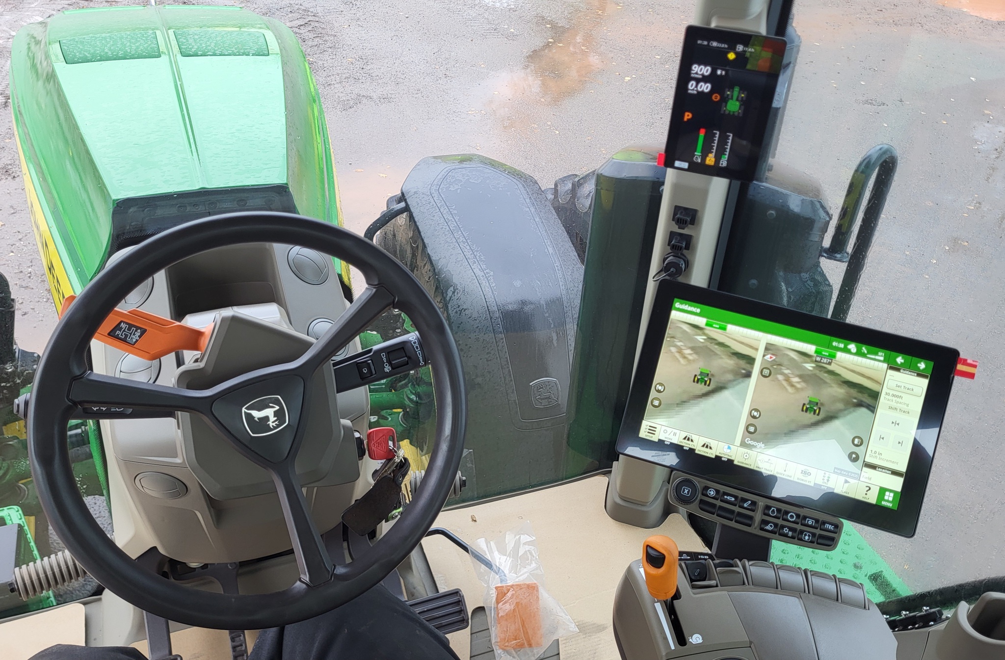 2024 John Deere 8R 340 Image 18