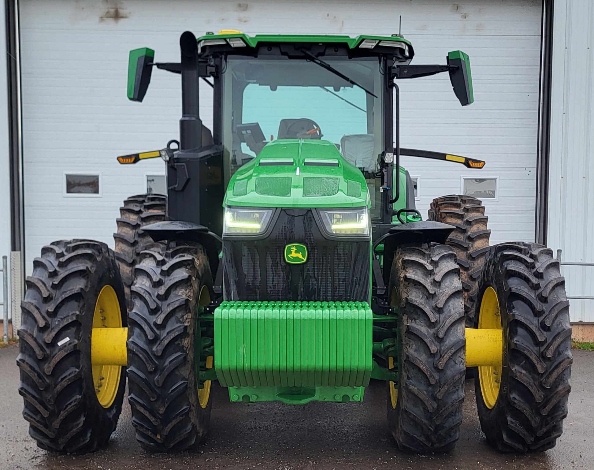 2024 John Deere 8R 340 Image 11