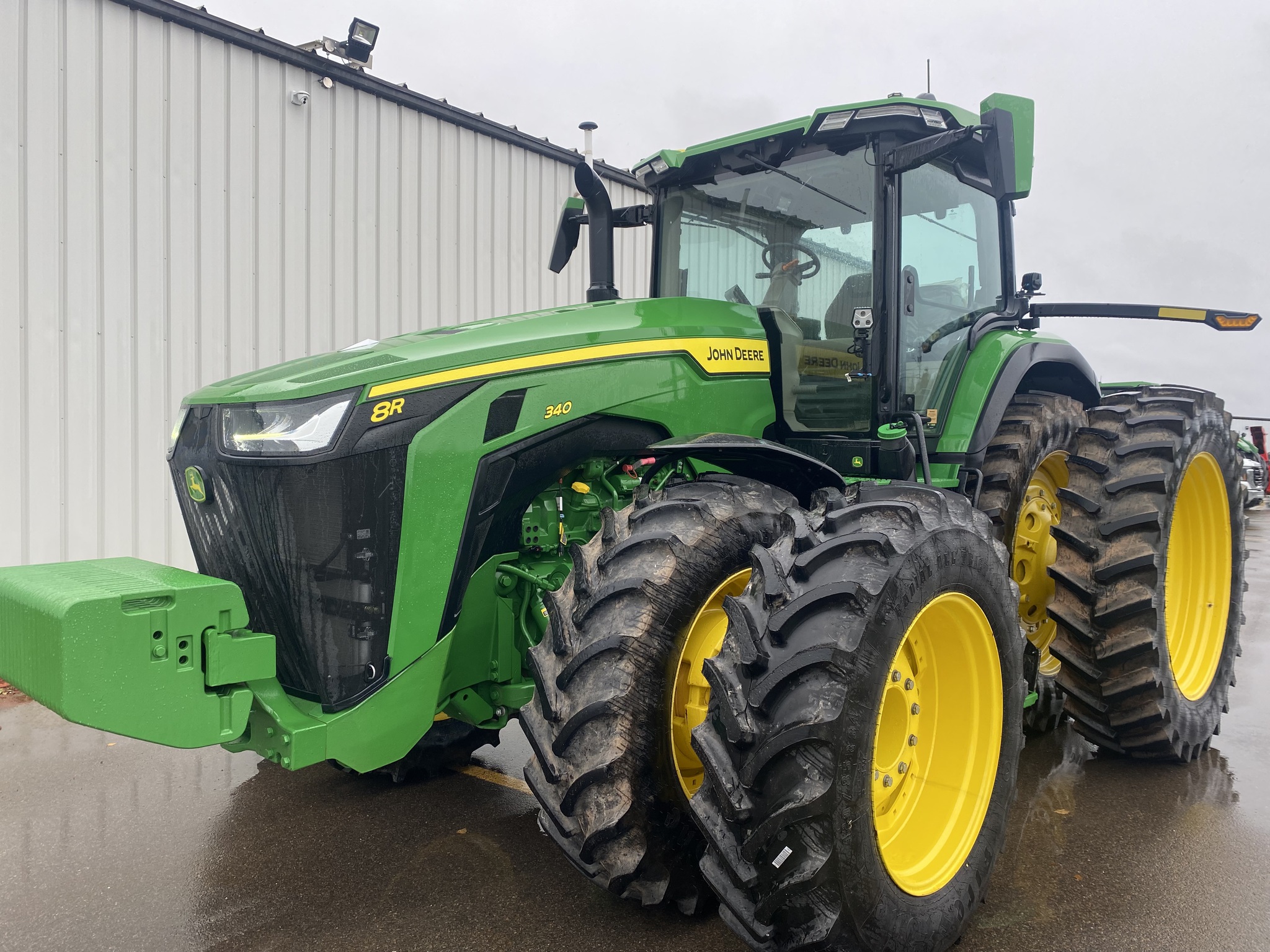 2024 John Deere 8R 340 Image 1