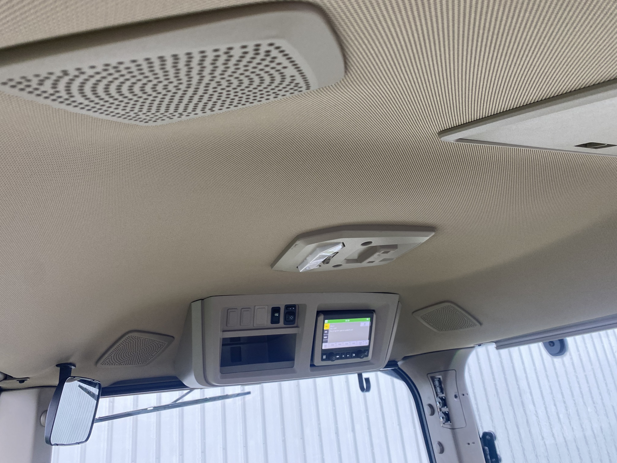 2024 John Deere 8R 340 Image 33