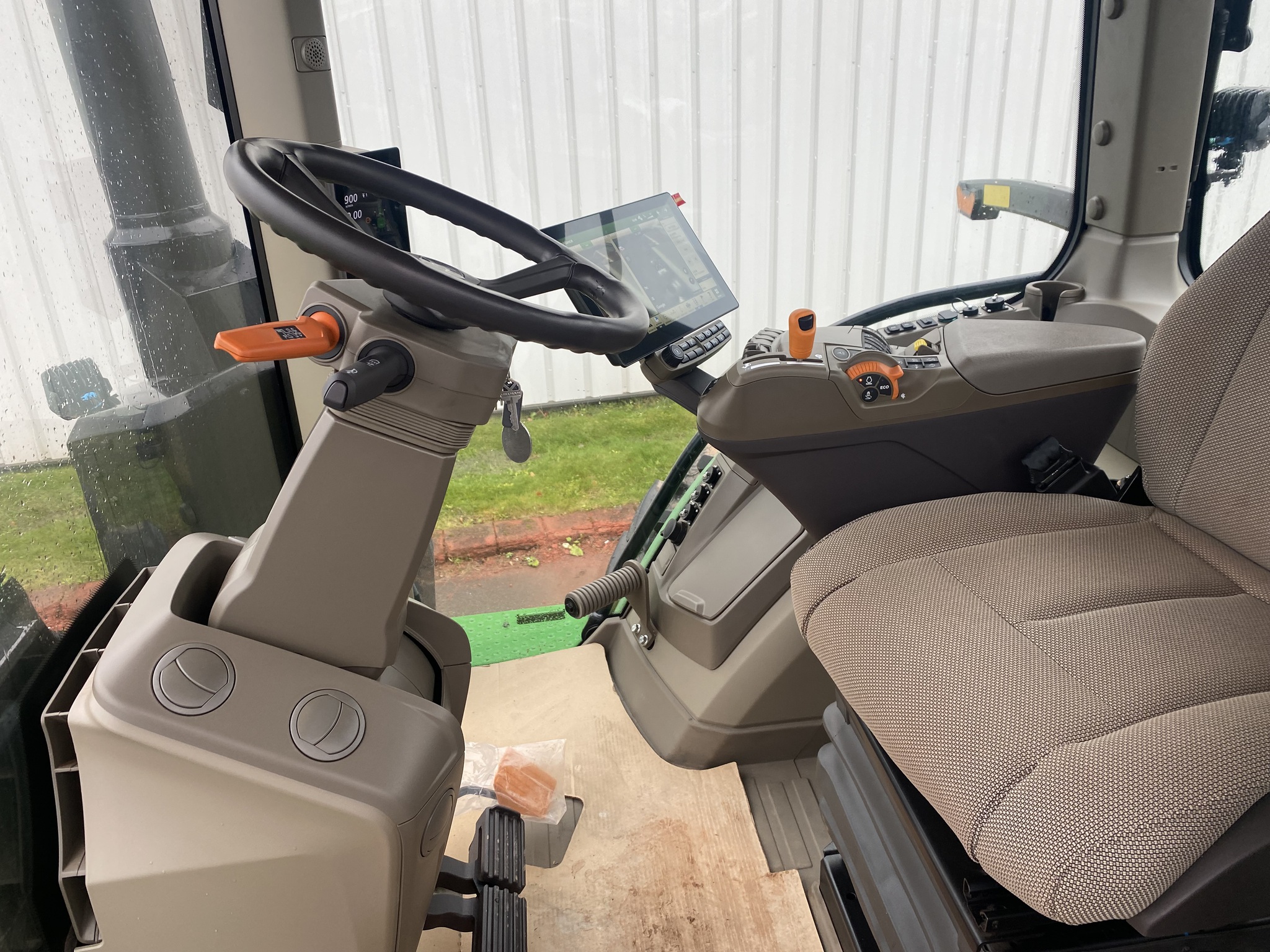 2024 John Deere 8R 340 Image 34