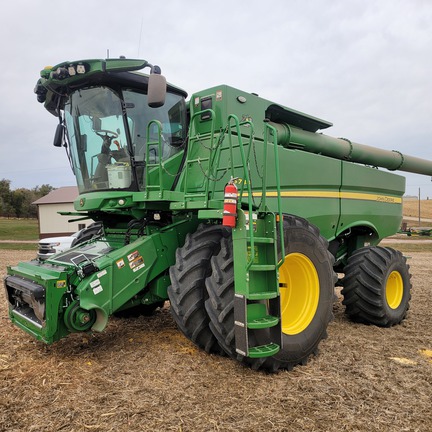 2022 John Deere S780 (3rd thumbnail)