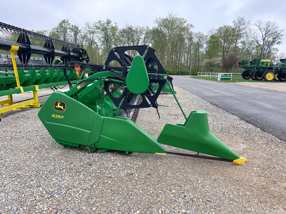 2011 John-Deere 625F