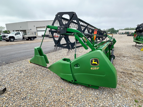 2011 John-Deere 625F
