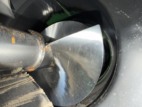 2014 John Deere S670 - Photo22