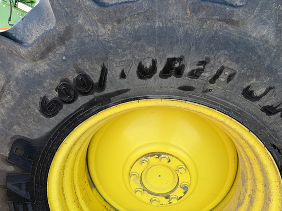 2014 John Deere S670 - Photo11