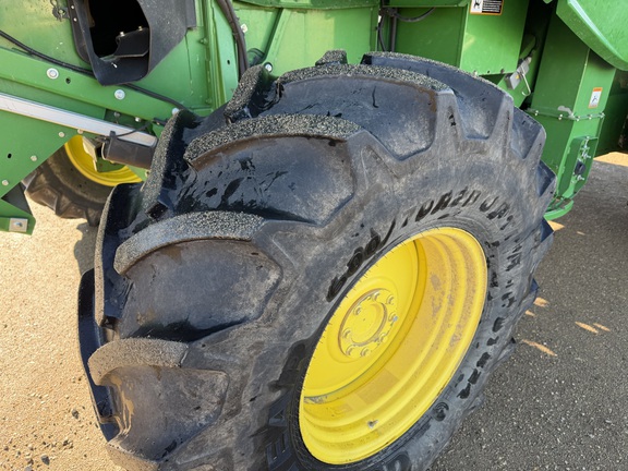 2014 John Deere S670 - Photo12