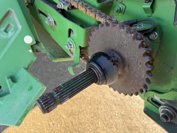 2014 John Deere S670 - Photo25