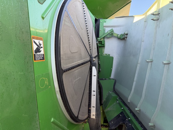 2014 John Deere S670 - Photo30