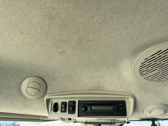 2014 John Deere S670 - Photo40